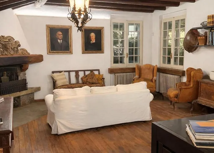 Romantic Hideway 斯特雷萨